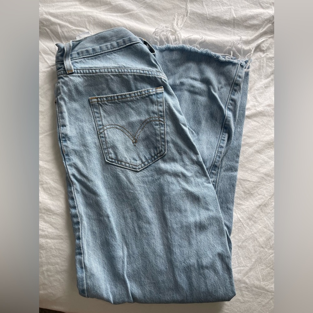 Levi’s high waisted straight jean